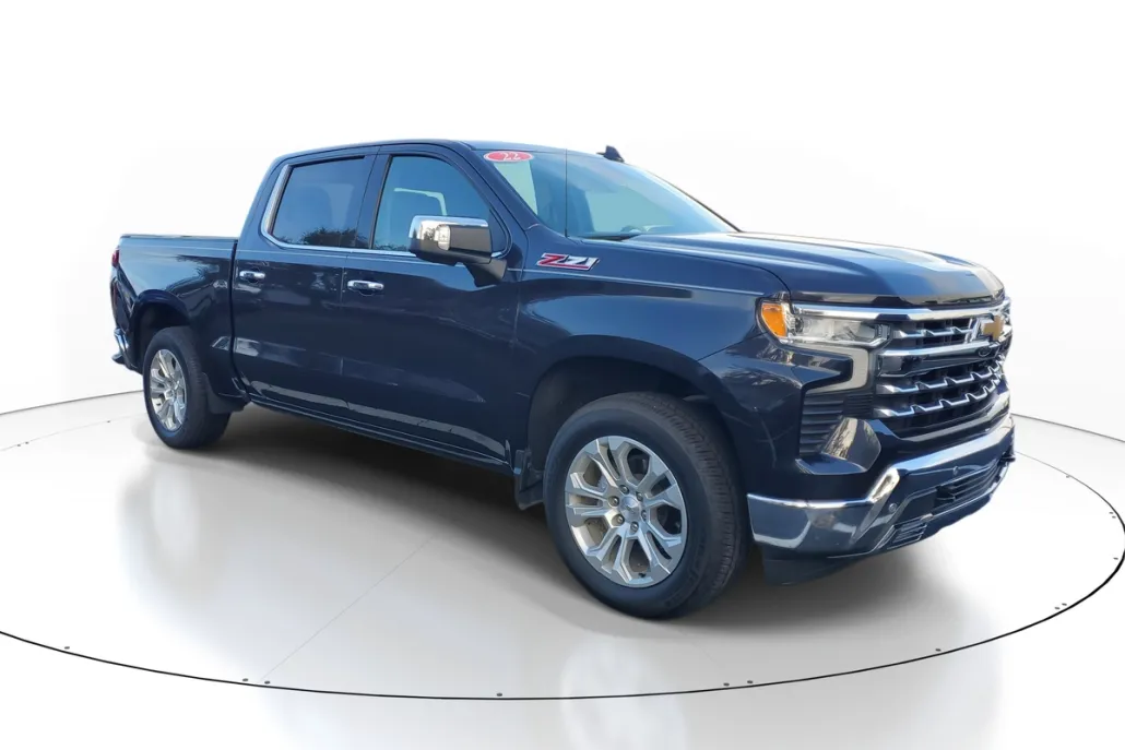 2022 Chevrolet Silverado 1500 LTZ photo 1