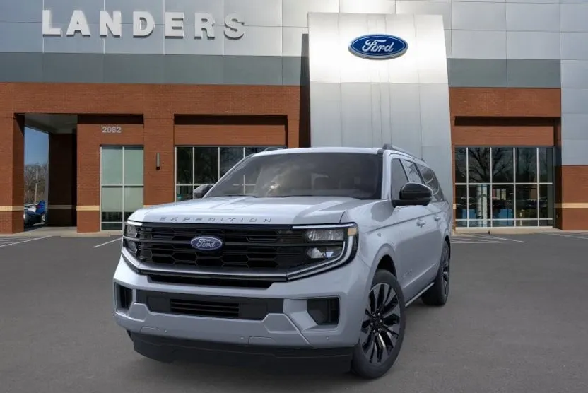 2025 Ford Expedition MAX Platinum photo 1