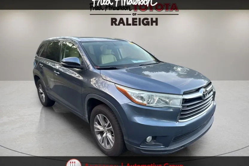 2015 Toyota Highlander XLE photo 1