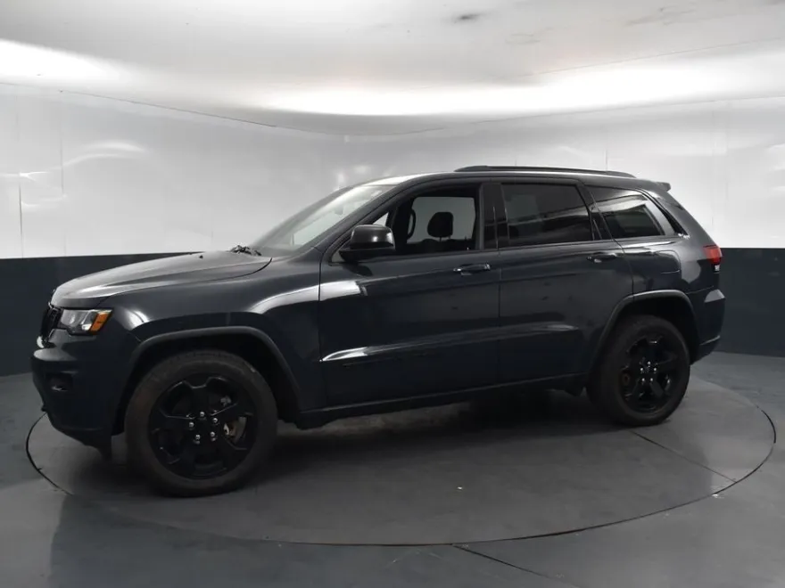 2018 Jeep Grand Cherokee Laredo E photo 1
