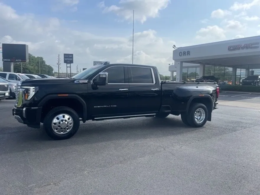 2024 Gmc Sierra 3500 HD Denali photo 1