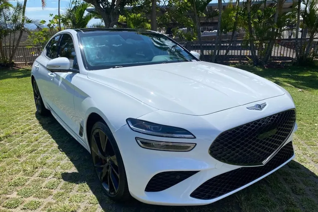 2023 Genesis G70 Advanced 3.3T Sport Prestige photo 1