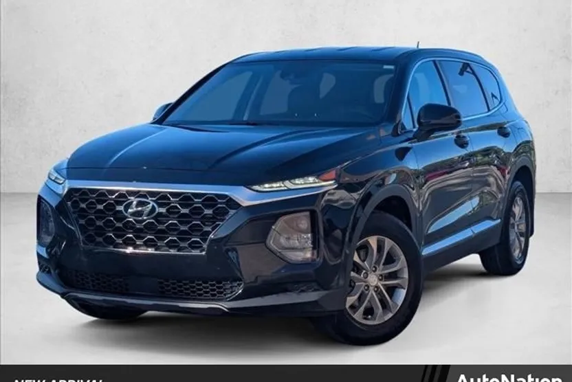 2020 Hyundai Santa Fe SE photo 1