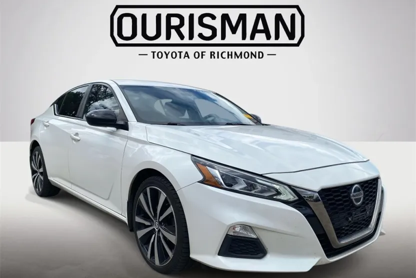 2019 Nissan Altima 2.5 SR photo 1