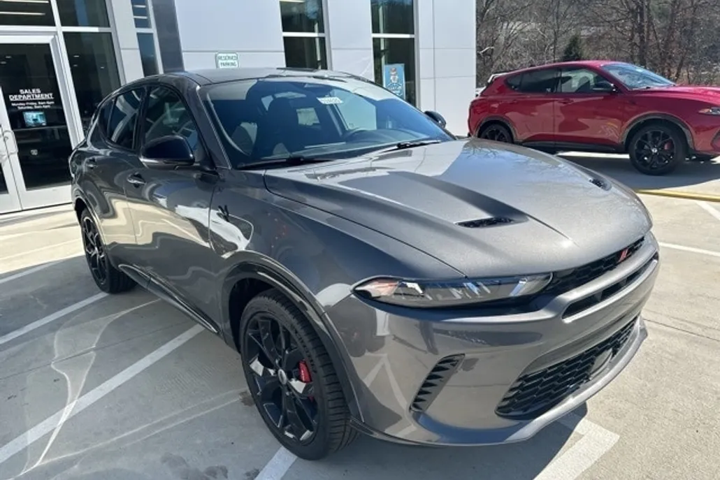 2024 Dodge Hornet R/T Plus photo 1