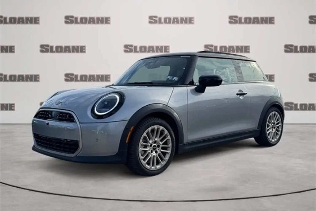 2025 Mini Cooper S Iconic photo 1