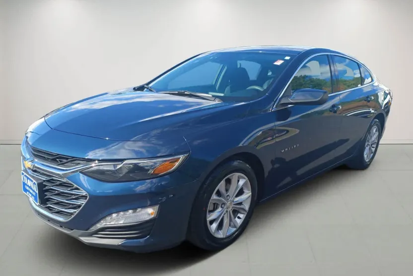 2022 Chevrolet Malibu 1LT photo 1