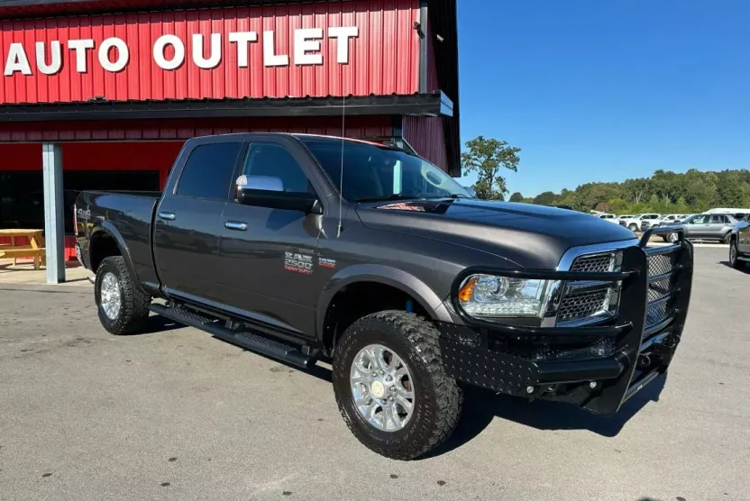 2017 Ram 2500 Laramie photo 1