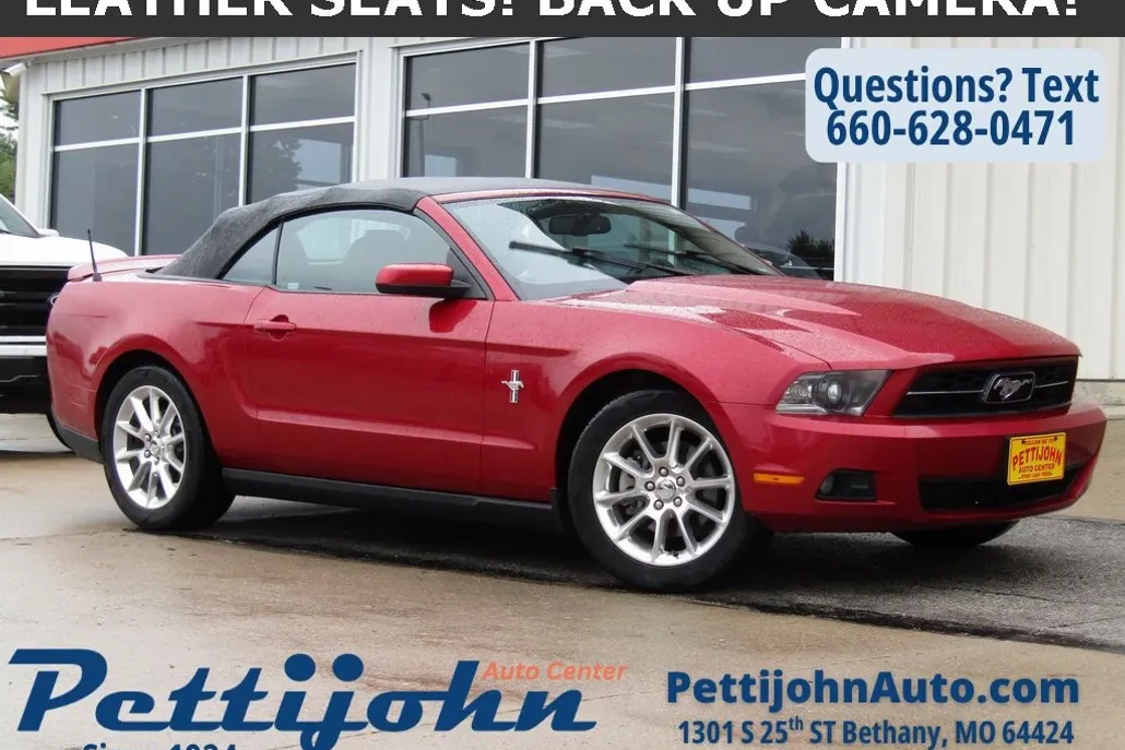 2011 Ford Mustang V6 Premium photo 1