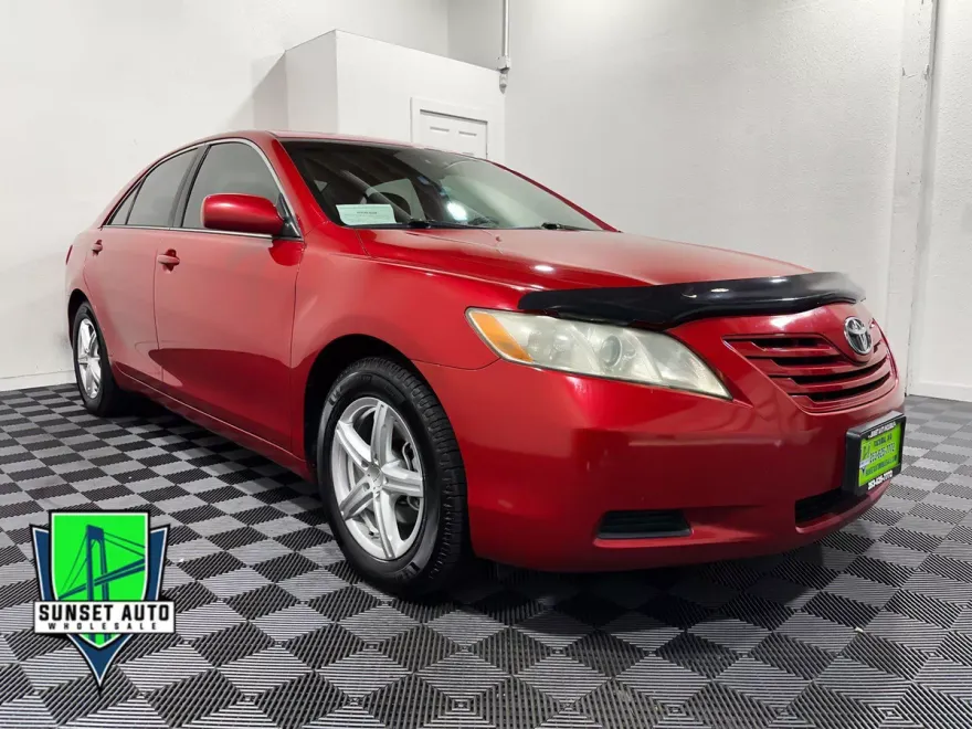 2007 Toyota Camry SE photo 1