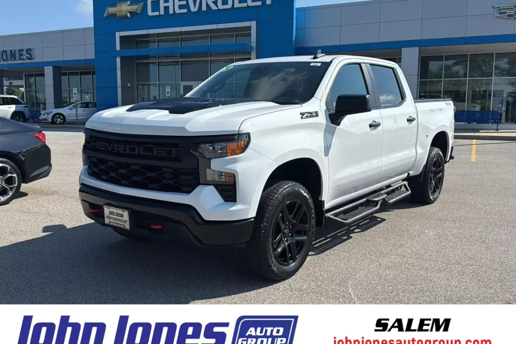 2024 Chevrolet Silverado 1500 Custom Trail Boss photo 1