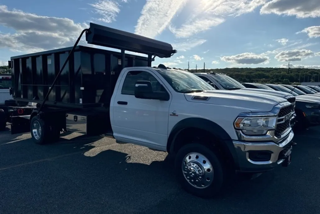 2024 Ram 5500 Tradesman photo 1