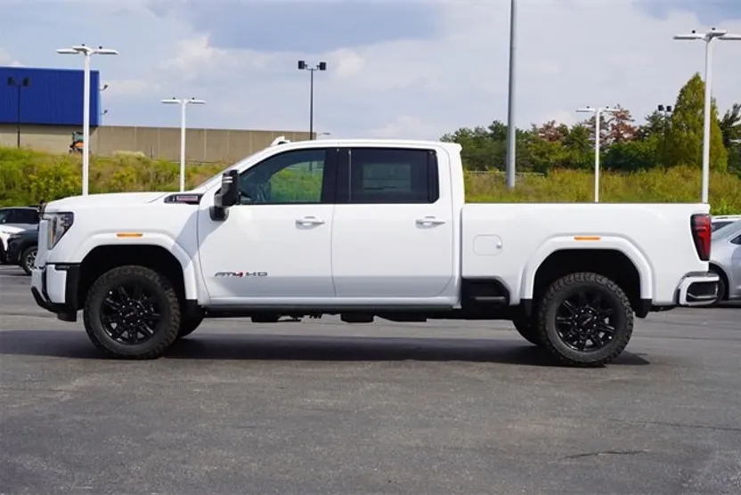 2025 Gmc Sierra 2500 HD AT4 photo 1