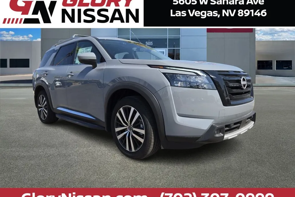 2025 Nissan Pathfinder Platinum photo 1