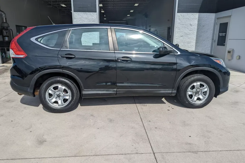 2012 Honda CR-V LX photo 1