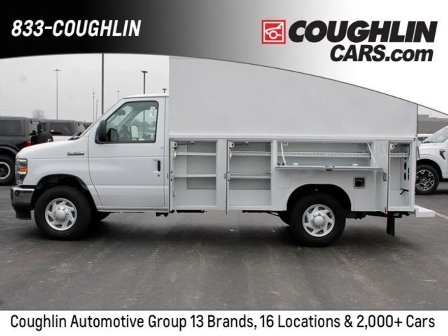 2026 Ford E-350 Base photo 1