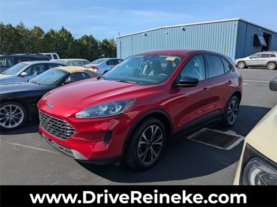 2022 Ford Escape SE photo 1