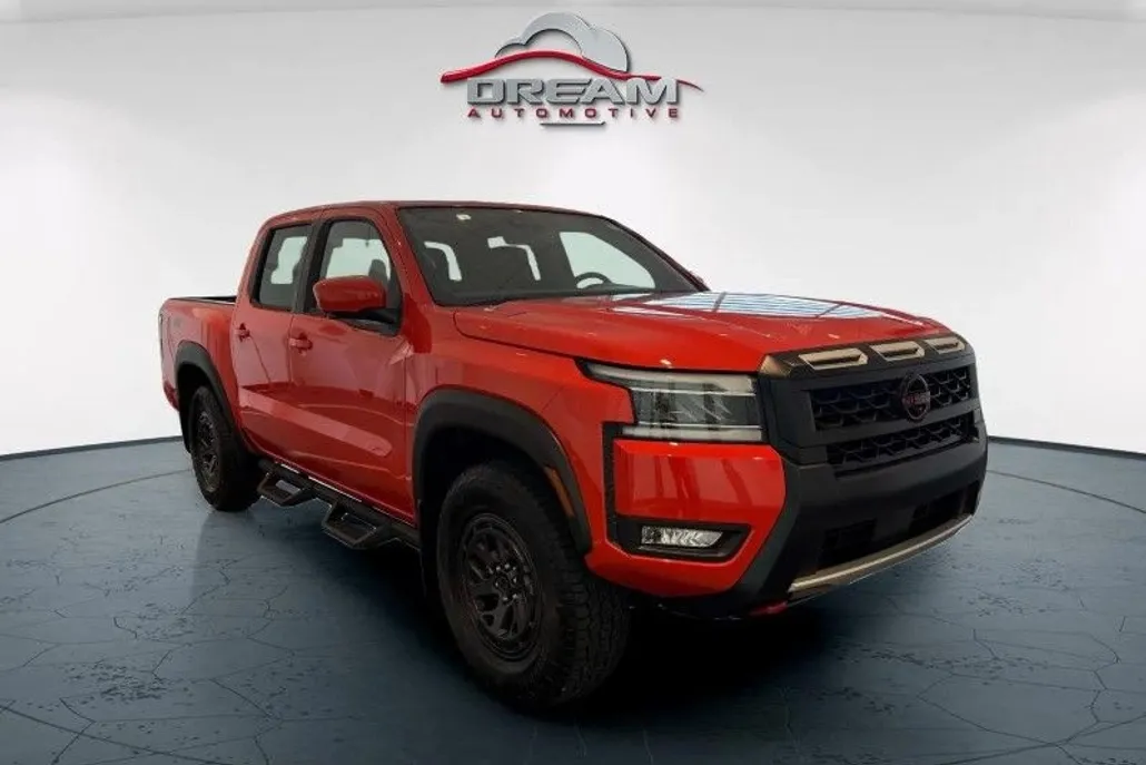 2025 Nissan Frontier Crew Cab PRO-4X photo 1