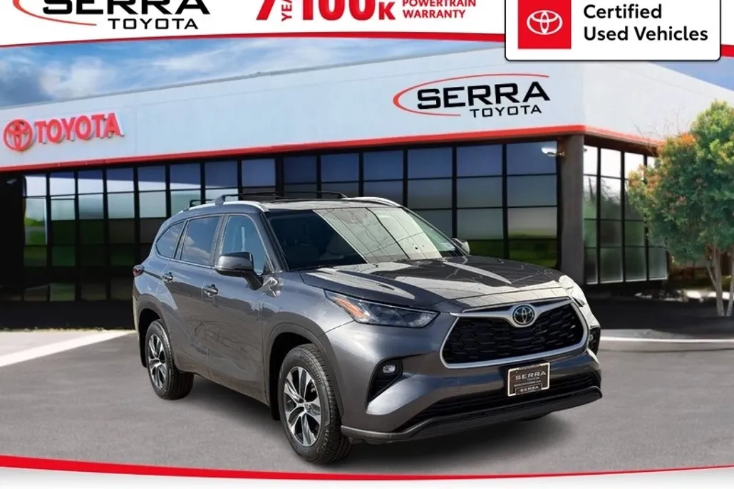 2024 Toyota Highlander XLE photo 1