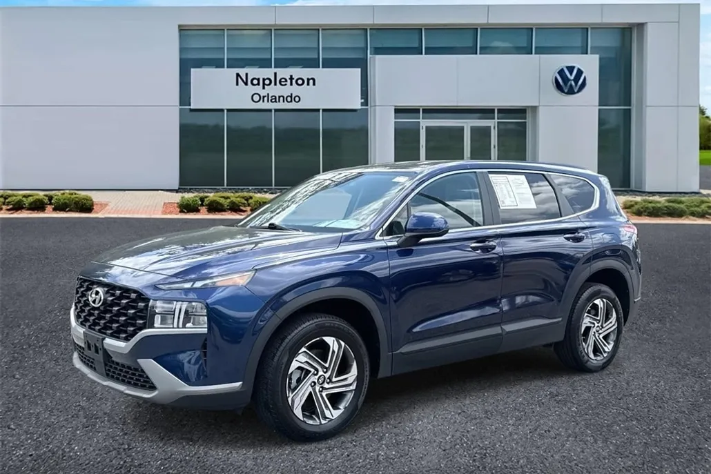 2023 Hyundai Santa Fe SE photo 1