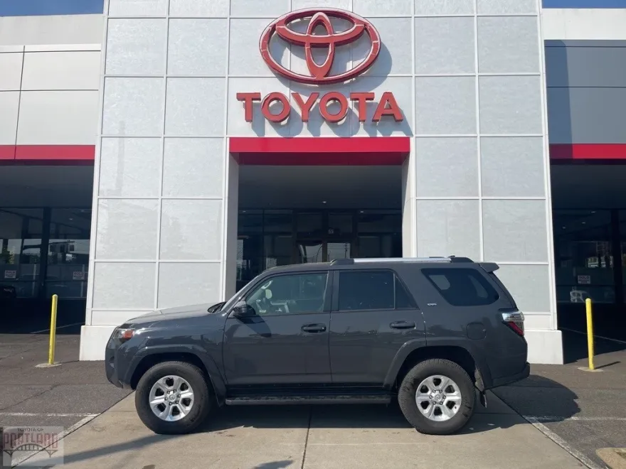 2024 Toyota 4Runner SR5 photo 1