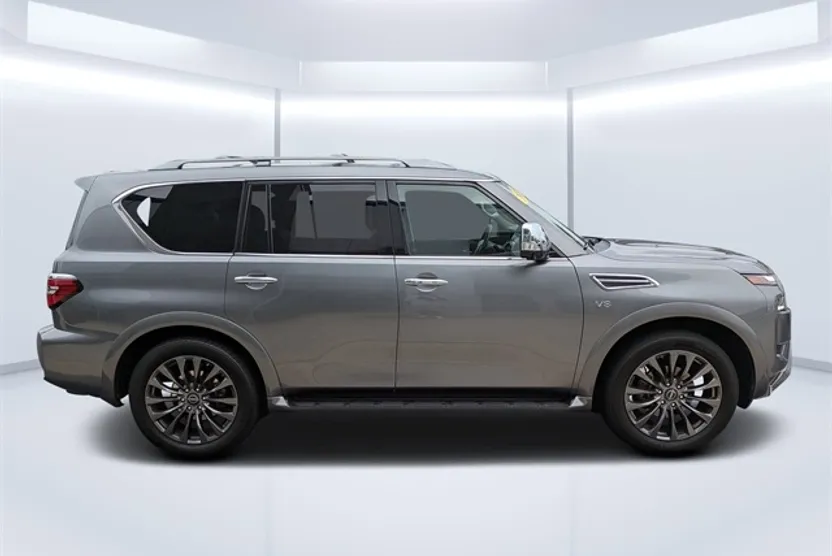 2021 Nissan Armada Platinum photo 1