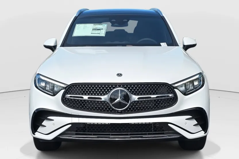 2026 Mercedes Benz GLC 300 4MATIC photo 1