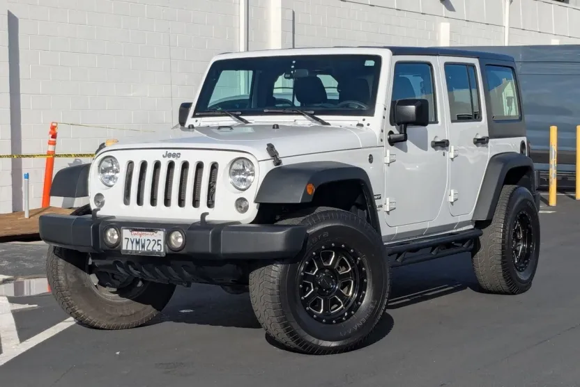 2017 Jeep Wrangler Unlimited Sport photo 1