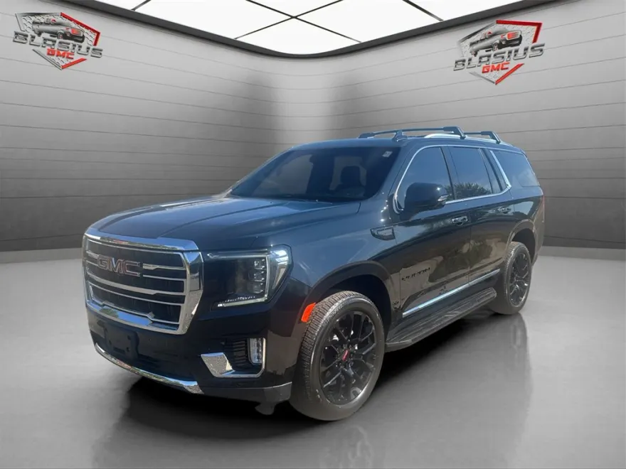 2023 Gmc Yukon SLT photo 1