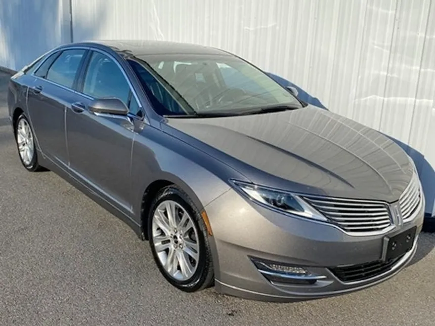 2014 Lincoln MKZ Base photo 1