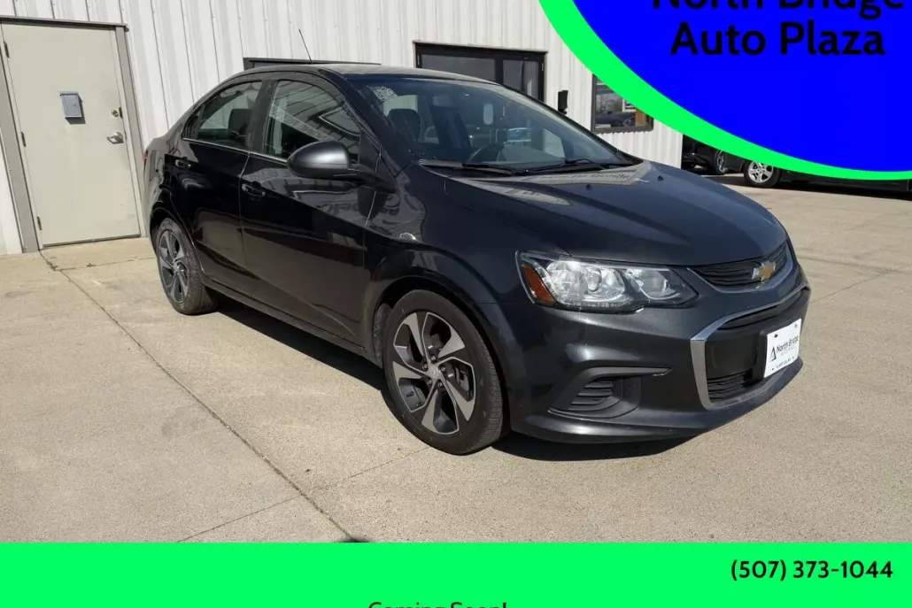 2017 Chevrolet Sonic Premier photo 1