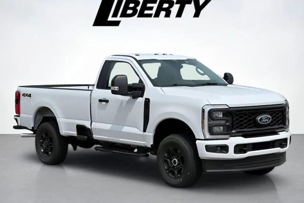 2025 Ford F-250 photo 1