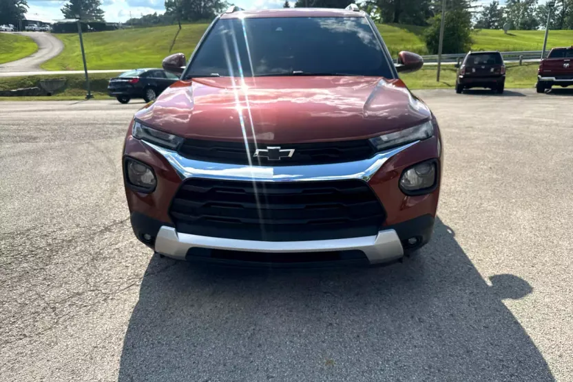 2021 Chevrolet Trailblazer LT photo 1