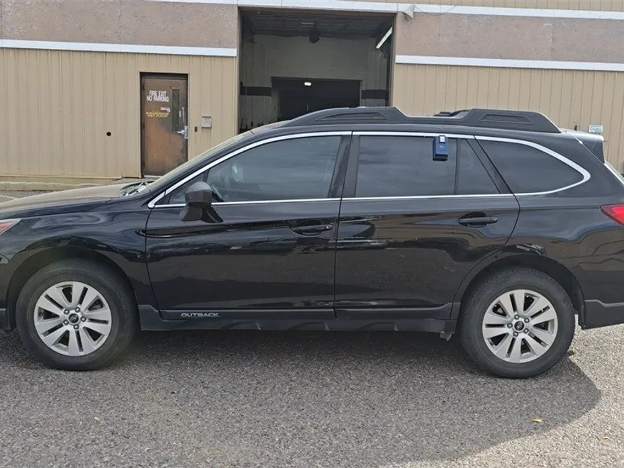 2018 Subaru Outback Base photo 1