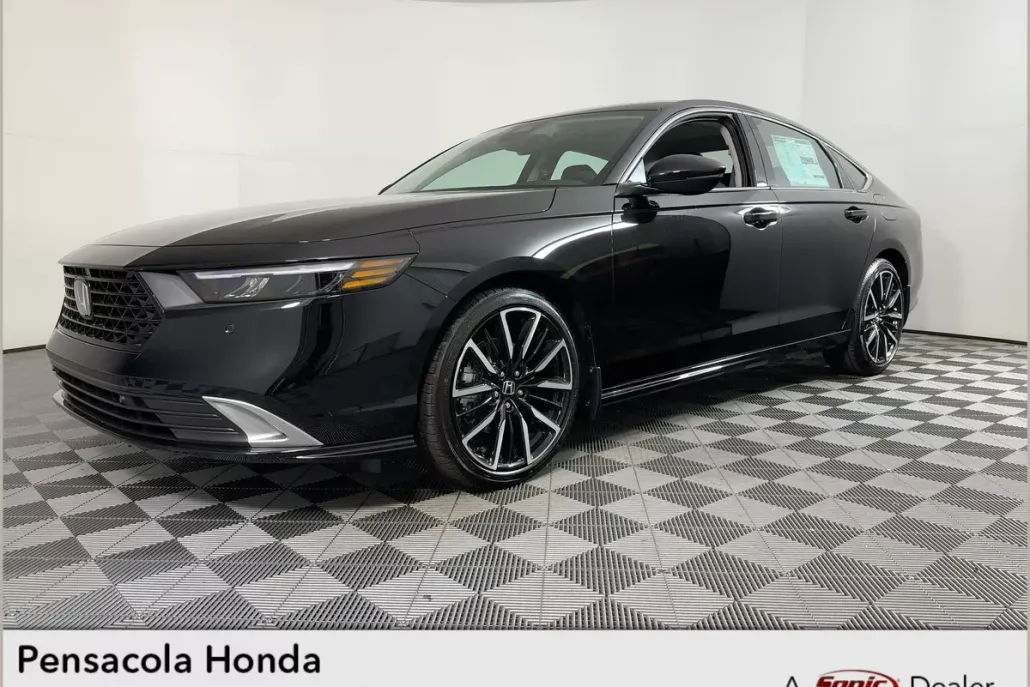 2025 Honda Accord Hybrid Touring photo 1