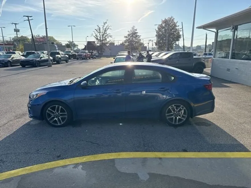 2019 Kia Forte S photo 1