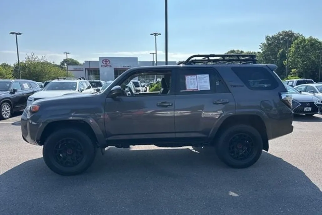 2021 Toyota 4Runner TRD Pro photo 1