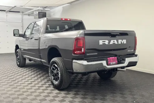 2025 Ram 2500 Laramie photo 3