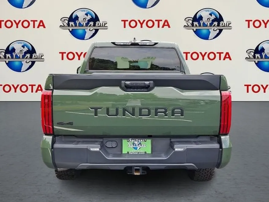 2022 Toyota Tundra SR5 photo 1