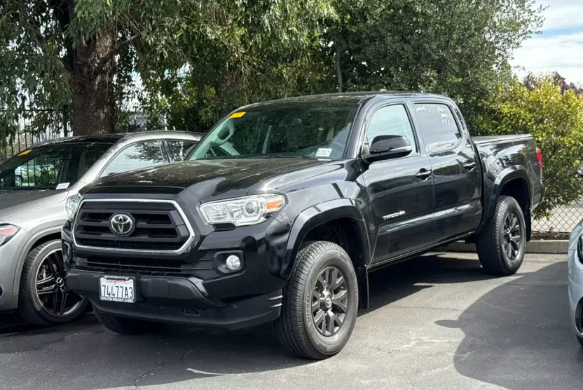 2020 Toyota Tacoma SR5 Double Cab photo 1