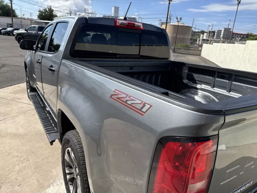 2022 Chevrolet Colorado Z71 photo 1