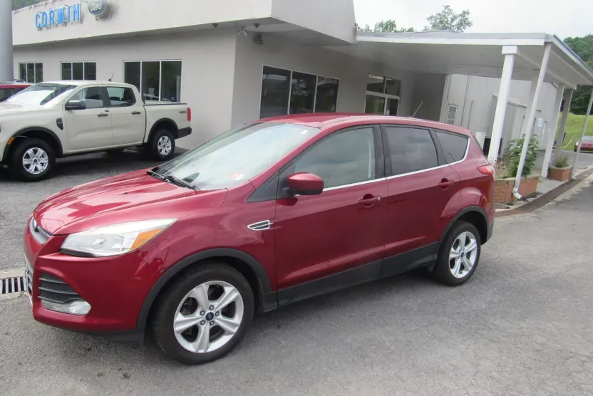 2016 Ford Escape SE photo 1