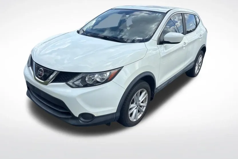 2019 Nissan Rogue Sport S photo 1