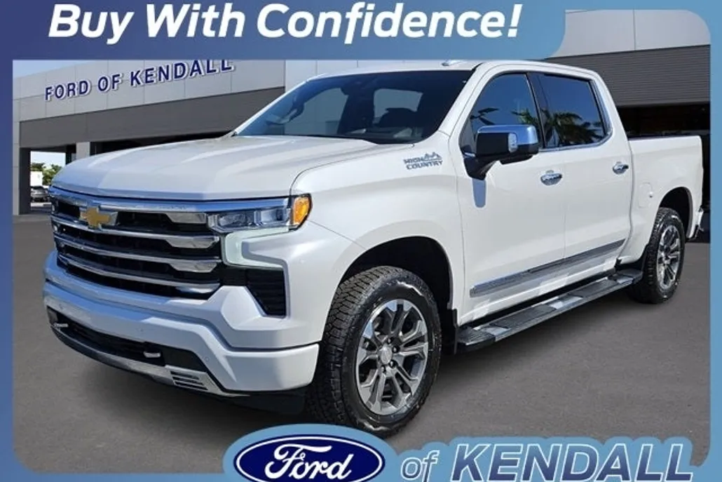 2024 Chevrolet Silverado 1500 High Country photo 1