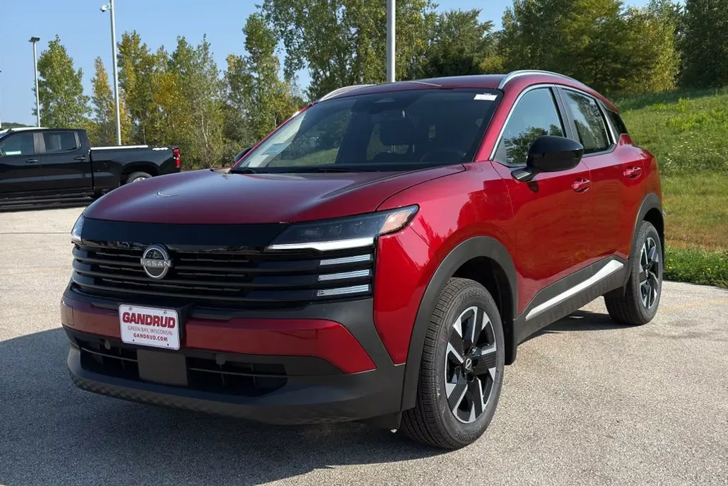 2026 Nissan Kicks SV photo 1