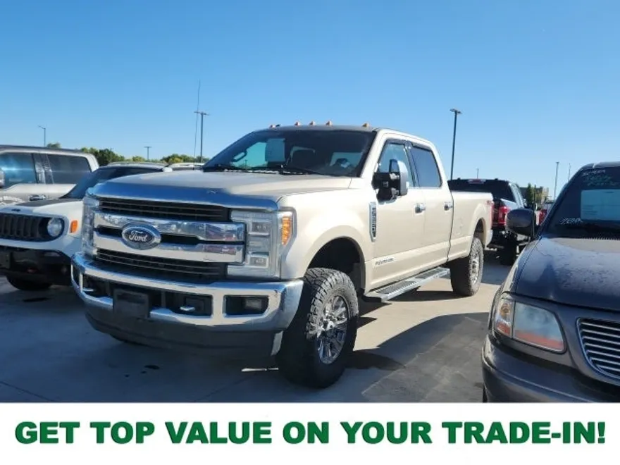 2017 Ford F-350 photo 1