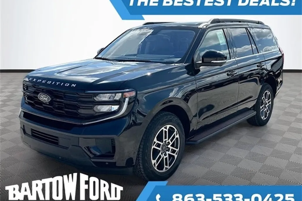 2025 Ford Expedition photo 1