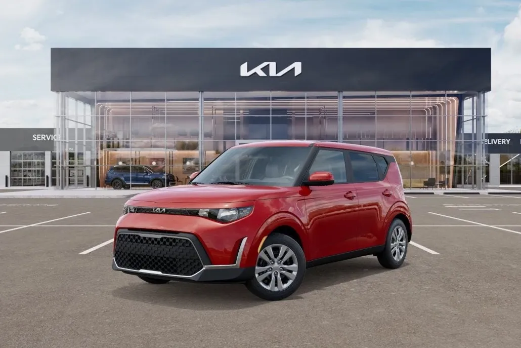 2025 Kia Soul LX photo 1