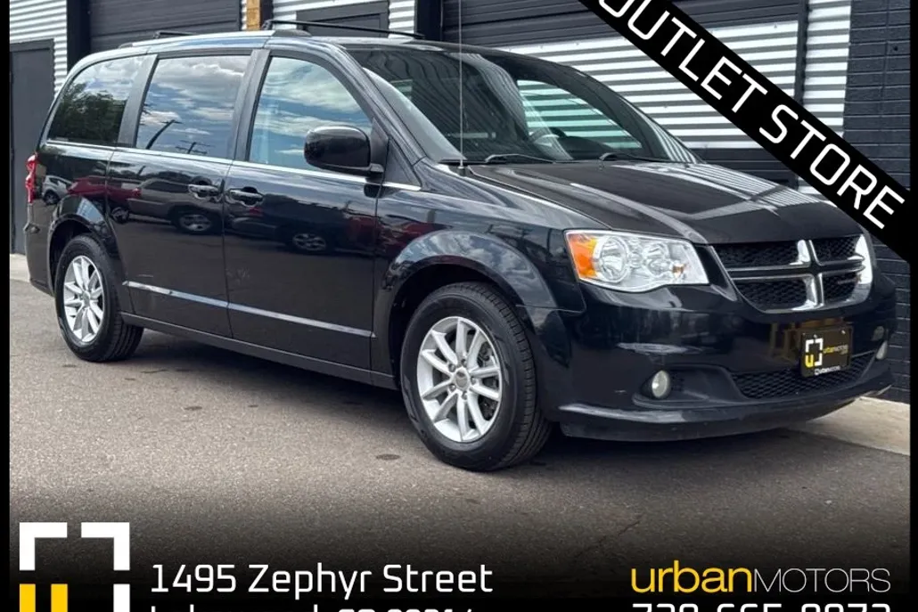 2019 Dodge Grand Caravan SXT photo 1