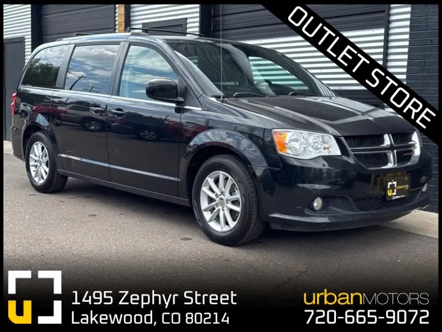 2019 Dodge Grand Caravan SXT photo 1
